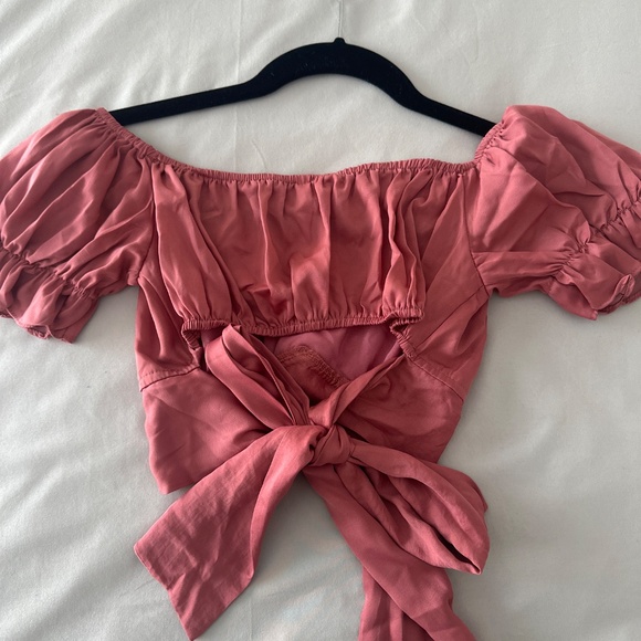 Puff sleeve tie back cropped blouse - Picture 3 of 3